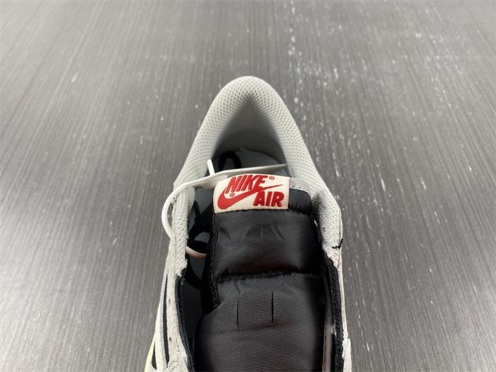 Travis Scott x Air Jordan 1 Low OG