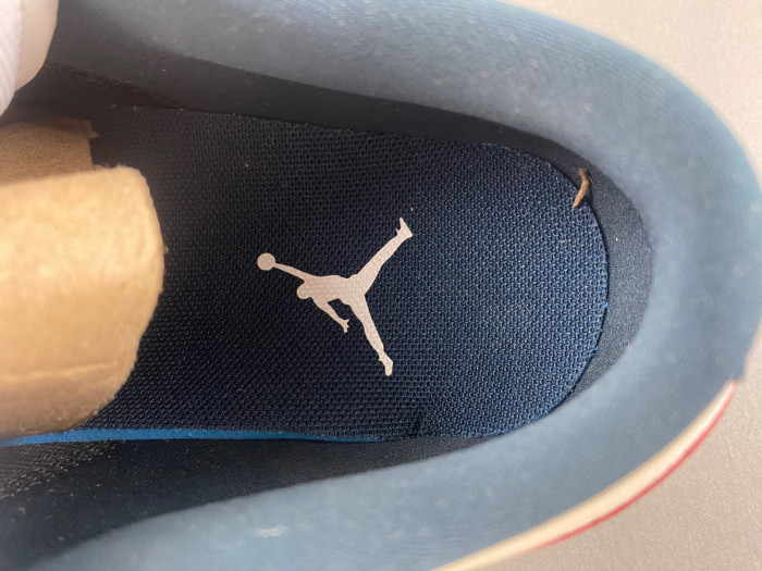 Air Jordan 1 Low "Motion" HM3711-144