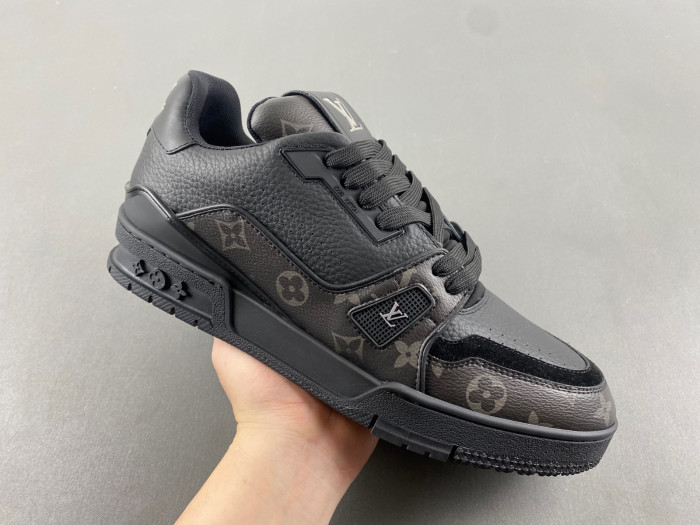 LV TRAINER SNEAKER LVT-000616