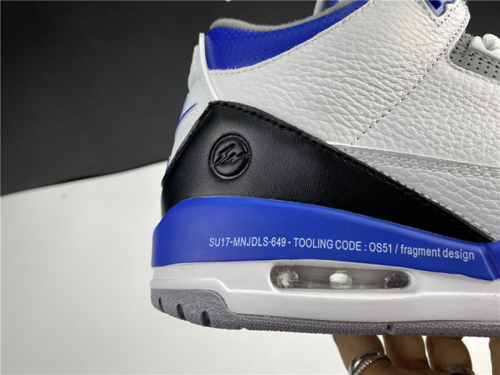 FRAGMENT DESIGN X AIR JORDAN 3 RETRO CT8532-040