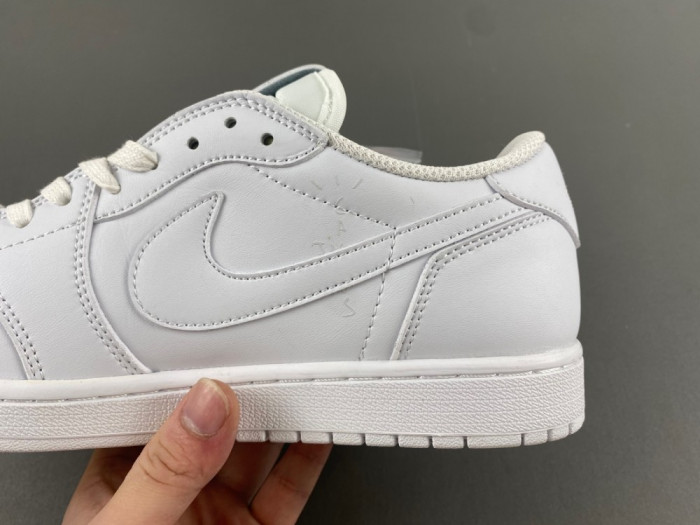 TRAVIS SCOTT X AIR JORDAN 1 LOW WHITE PARTY 240729