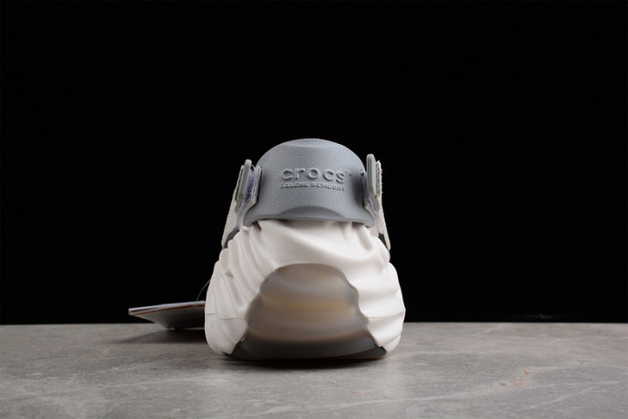 Cr*0*s x salehe bembury c00005