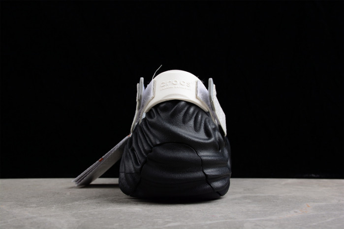 Cr*0*s x salehe bembury c00007