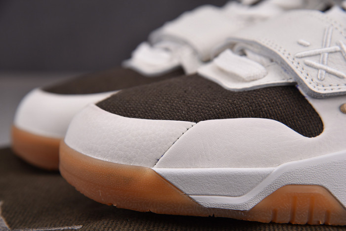 TRAVIS SCOTT X JORDAN JUMPMAN JACK 2