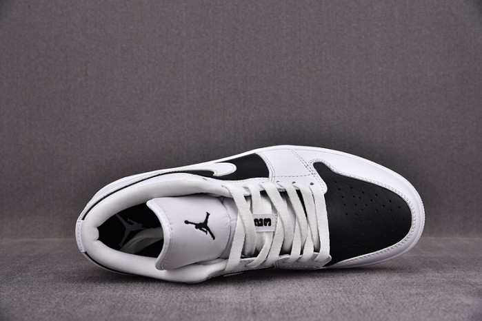 WMNS AIR JORDAN 1 LOW 
