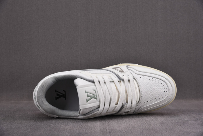 LV SNEAKER LV-000098