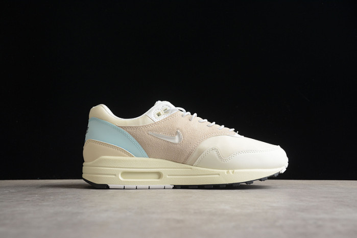 Nike Air Max 1 Premium Hangul Day DZ5317-121