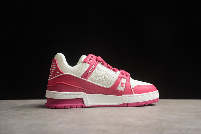 LV TRAINER SNEAKER LV-000554