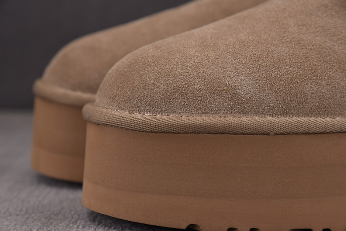 UGG Classic Ultra Mini Platform Boot