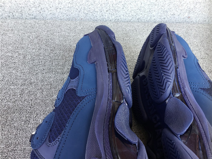 TRIPLES TRAINER CLEAR SOLE SNEAKERS 3000011