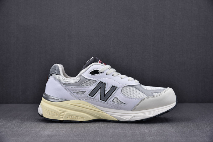 NEW BALANCE SNEAKER NB020