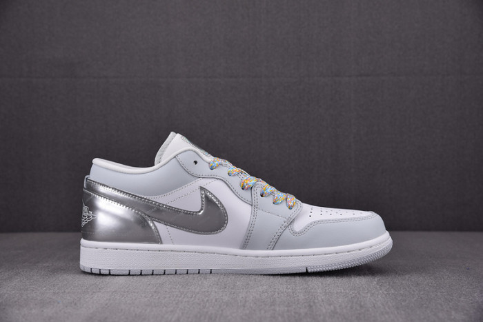 Jordan 1 Low SE Tear Away Silver DX6070-101