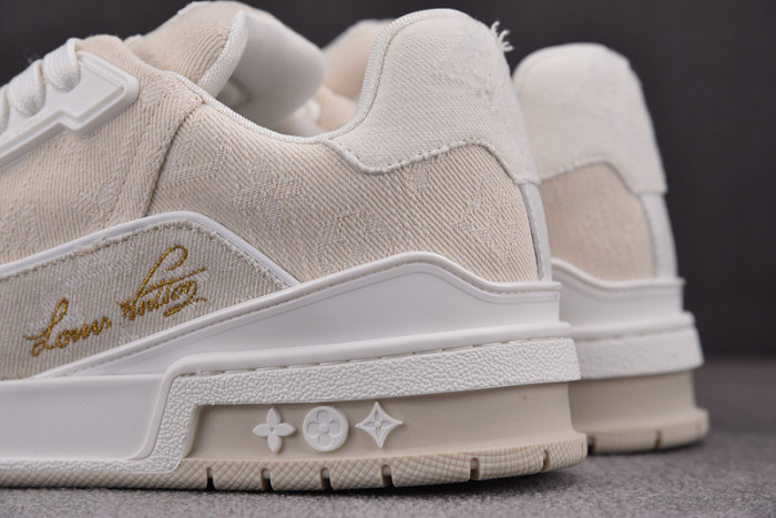 LV SNEAKER LV-000095