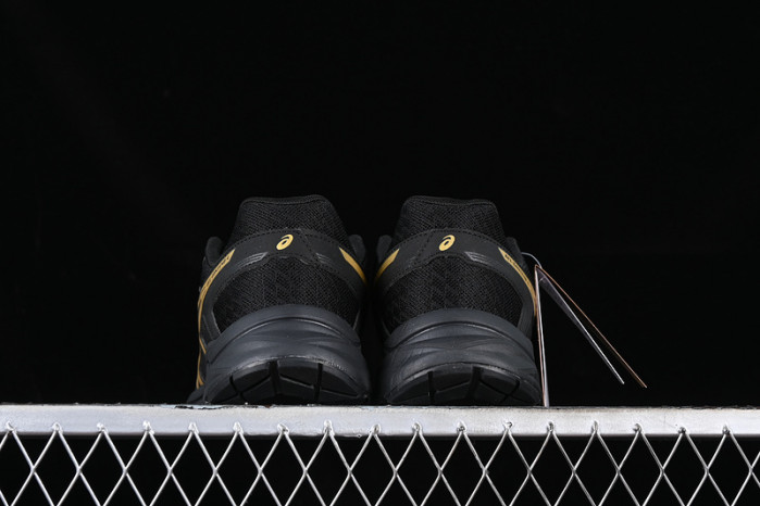 As*ic*s gel-contend 4 