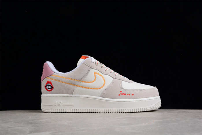 Nike Air Force 1 Low WMNS DQ7656-100