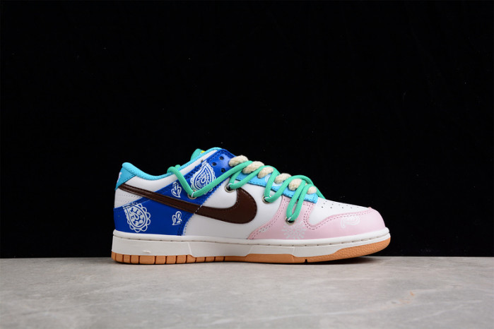Dunk Low SE "Free .99"