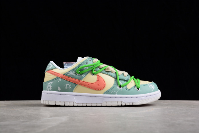 Nike SB Dunk Low DH9765-100