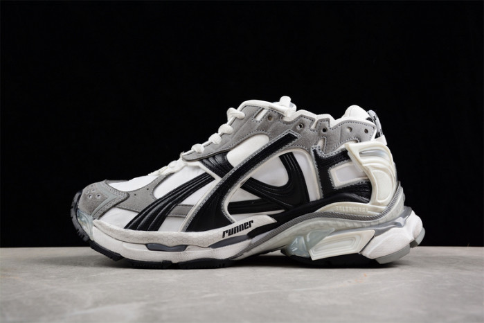 RUNNER SNEAKER RS071