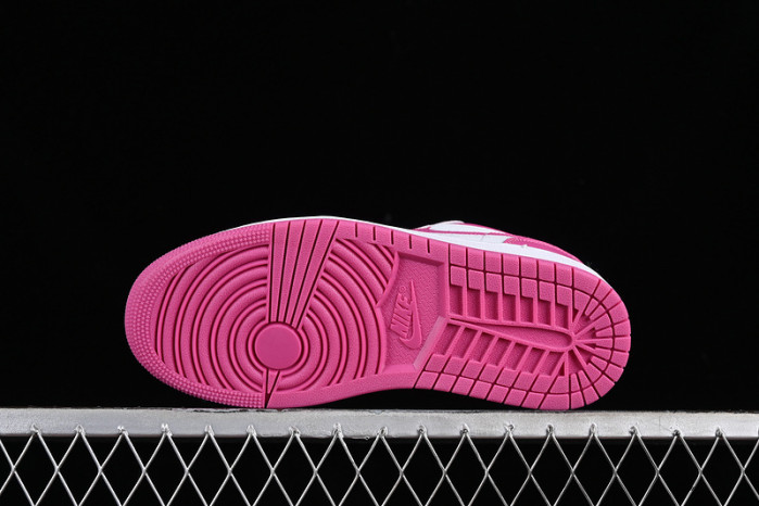 Jordan 1 Low Fire Pink (GS) FV8486-600