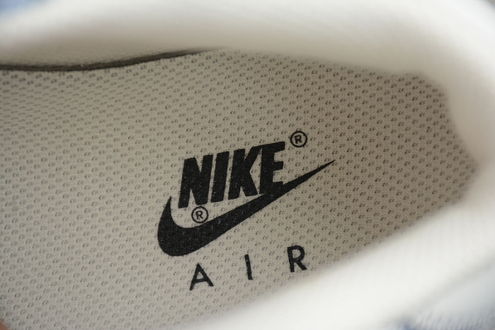 Kaws x Nike Air Force 1 07 Mid White Blue Black CW2308-211