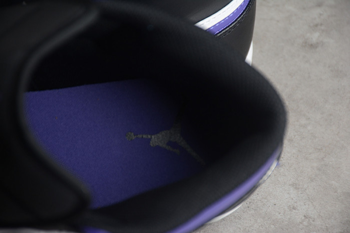 AIR JORDAN 1 MID WHITE BLACK PURPLE 554724-095