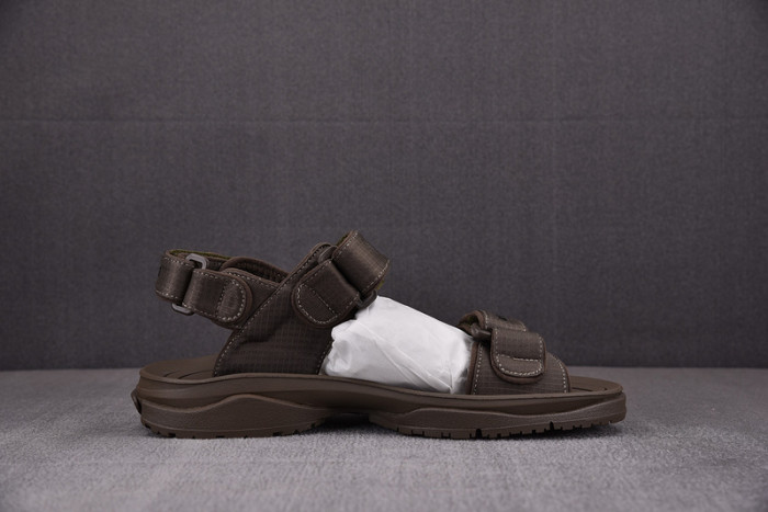 Balenciag* Sandal31
