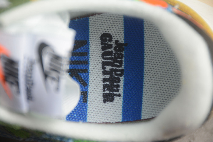 SACAI X NIKE LDVAPORWAFFLE MIX LOW “GREEN GUSTO” DR5209-300