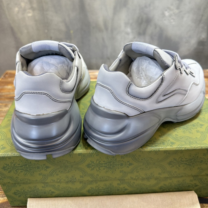 G*u*i* trainer sneaker138