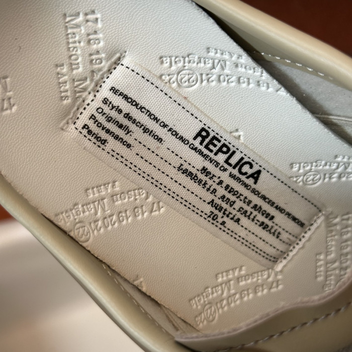 ma*s*n Ma*i*la sandals mm233