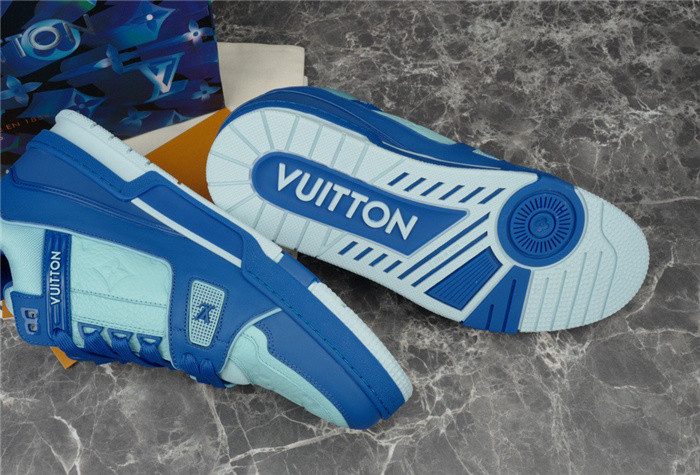 LV SNEAKER LV-000289