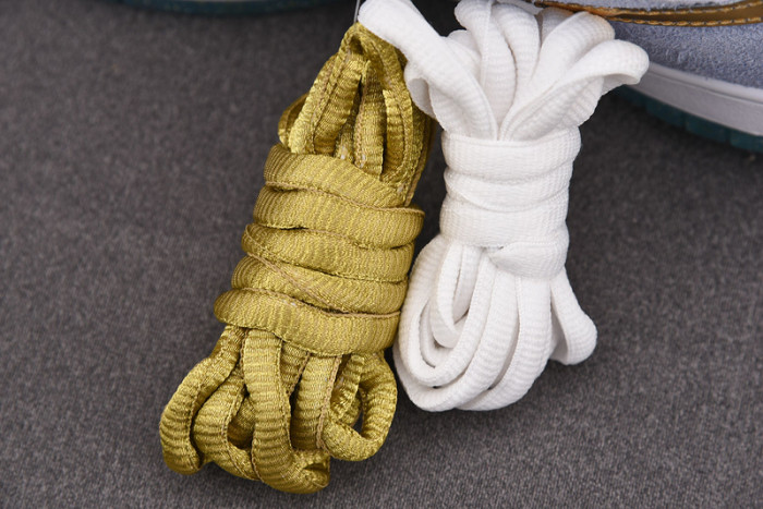 Sean Cliver Nike SB Dunk Low DC9936-100