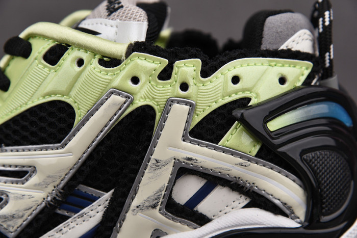 RUNNER SNEAKER RS008