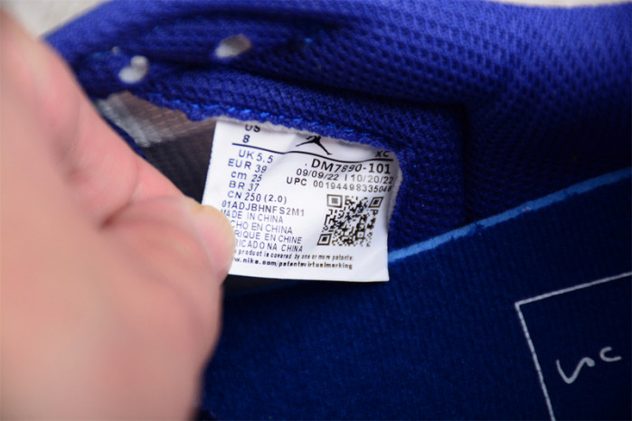 Travis Scott x Air Jordan 1