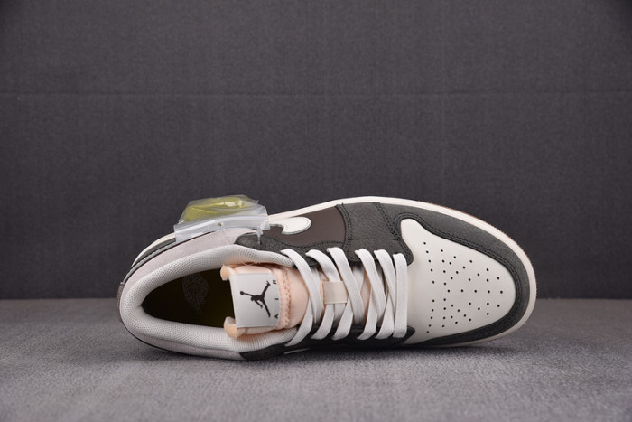 Jordan 1 Low SNKRS Day Korea Magpie (2023) FD0399-004