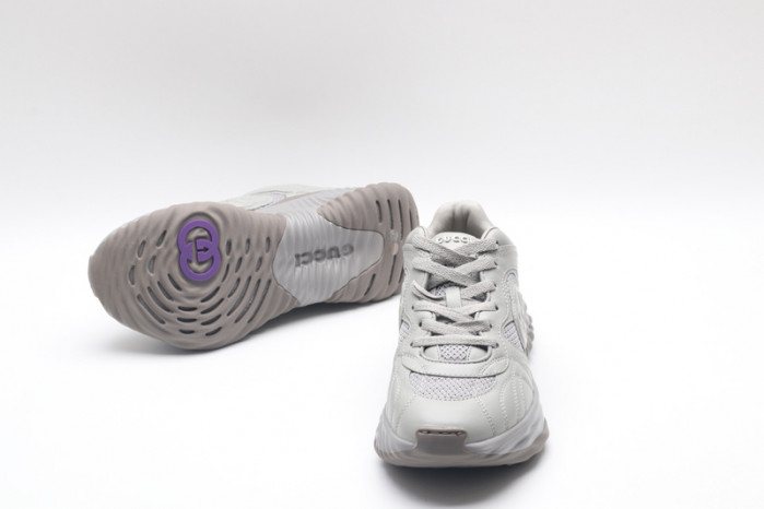 G*u*i* trainer sneaker118