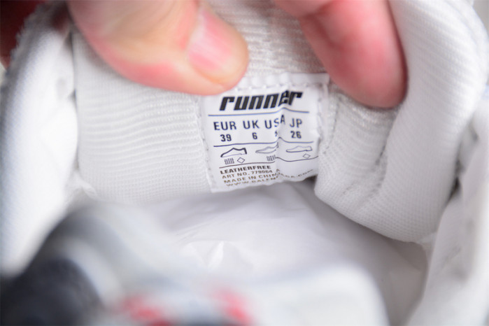 RUNNER SNEAKER RS089