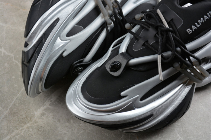 BALMAIN SNEAKERS BM024