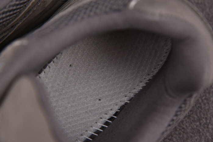 New Balance 2002R OG 