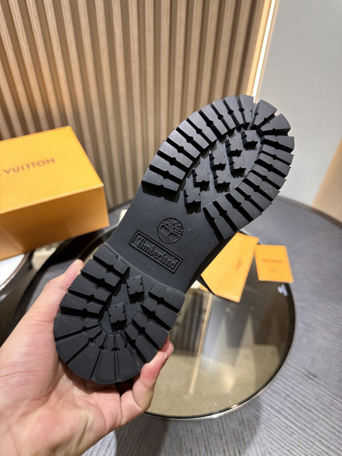 LV BOOTS L000020