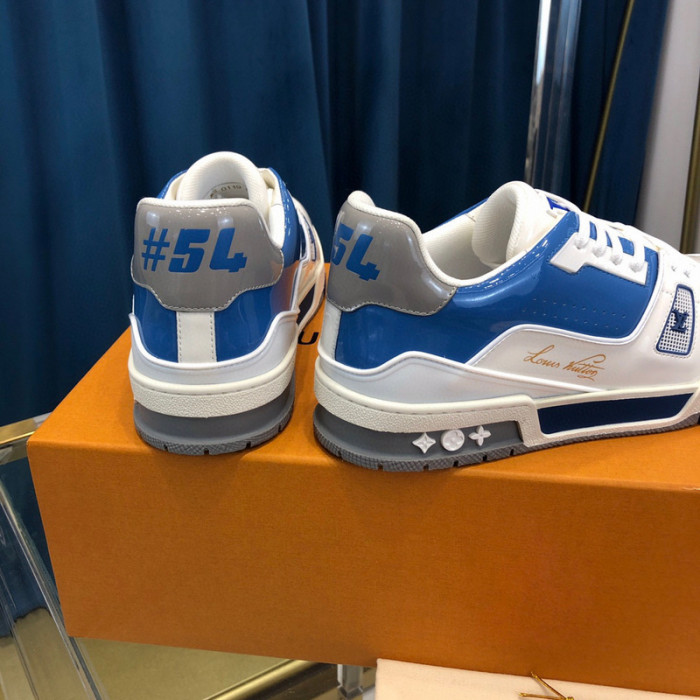 LV SNEAKER LV-000327