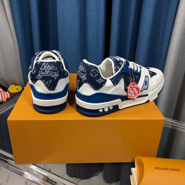 LV SNEAKER LV-000337