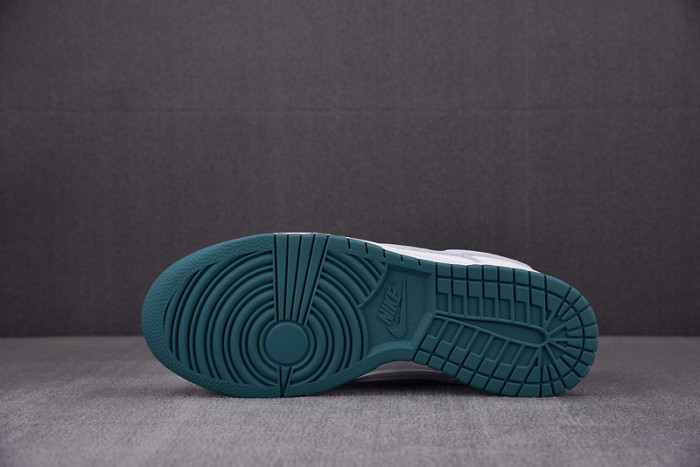 Nike Dunk Low GS White Grey Teal FD9911-101