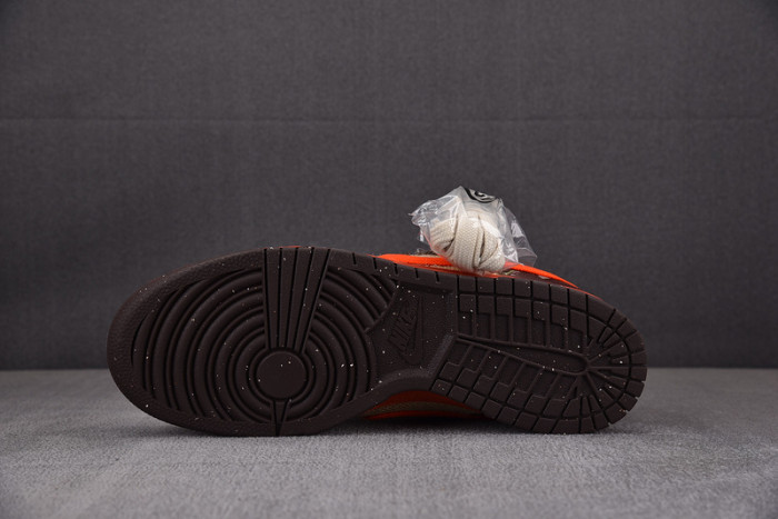 Nike SB Dunk Low Reese Forbes Hunter 304292-281