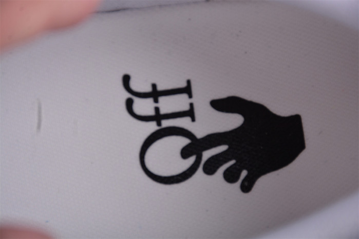 OFW C/O ODSY-1000 Sneakers OW10018