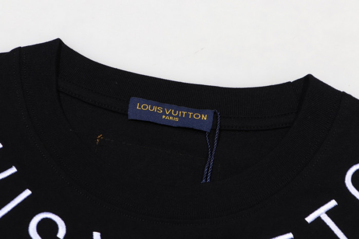 LV CLOTHES V00051