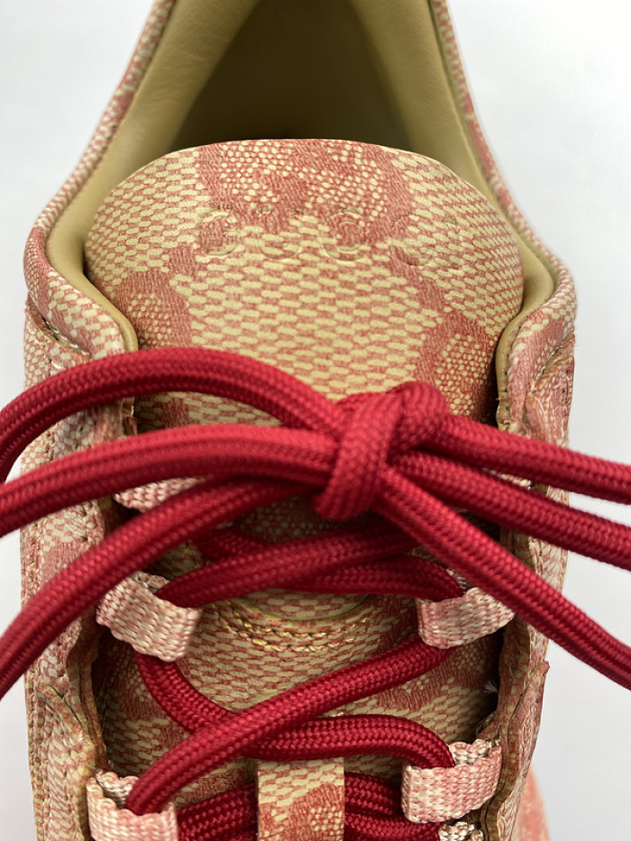 G*u*i* trainer sneaker131