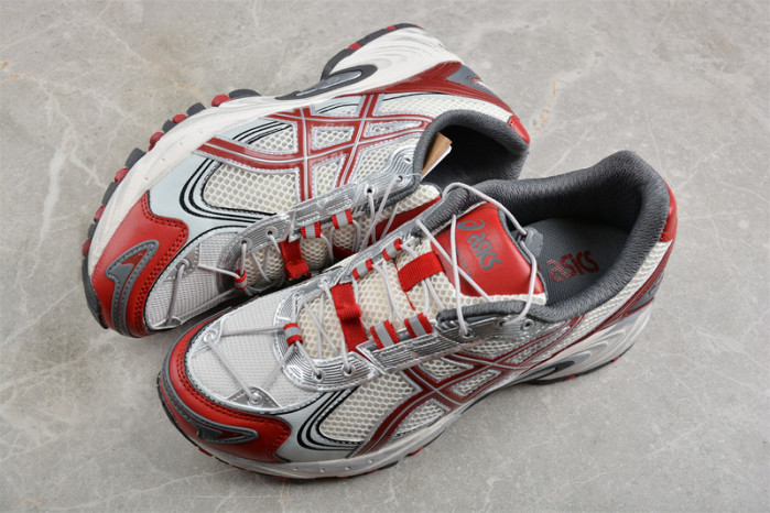 As*ic*s gel kahana tr v4 