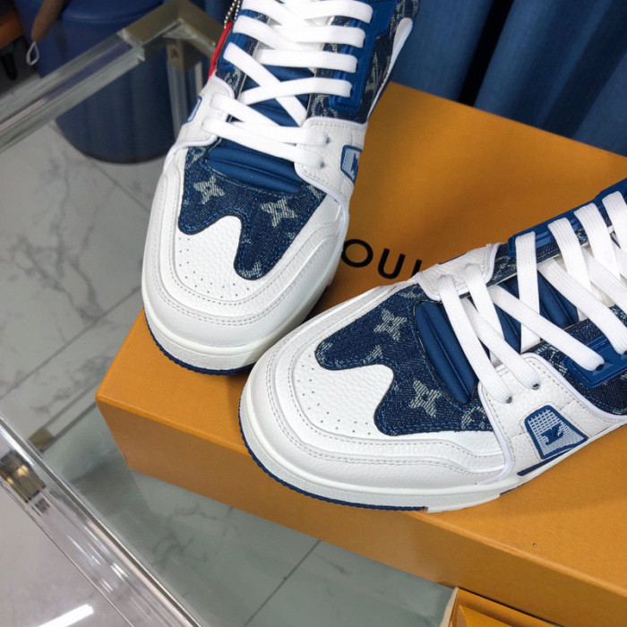 LV SNEAKER LV-000337