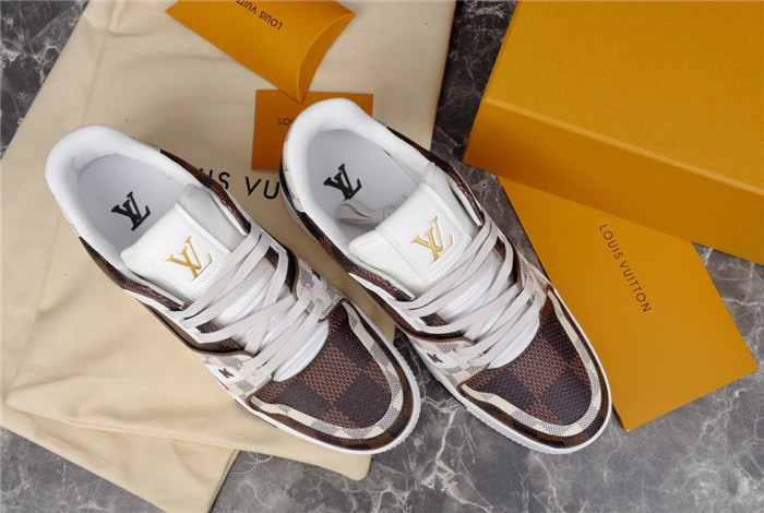 LV SNEAKER LV-000219