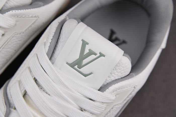 LV SNEAKER LV-000098